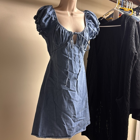 TOPERTH CHIC ELASTIC DETAIL DENIM MINI DRESS - Picture 4 of 7